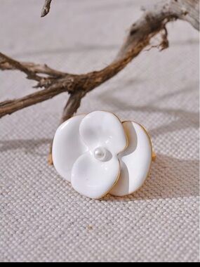 Anthropologie White Floral Pearl Ring with Gold Trim - Women Jewelry
